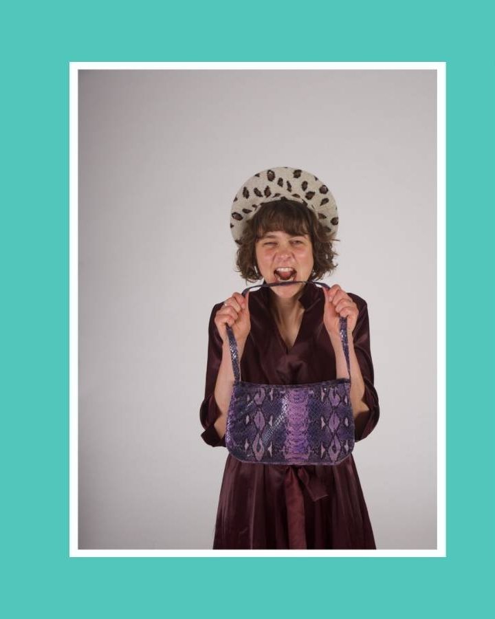 Handtasche und Kleid