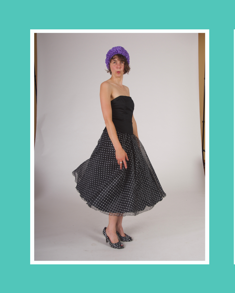 Gepunktetes Tüllkleid